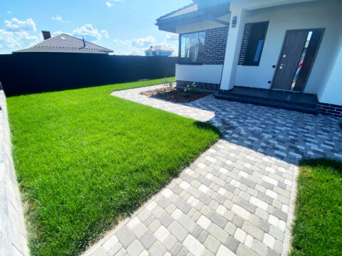 Продаж мебльованого будинку в Міжріччі з ремонтом + сонячні панелі + аккумулятор