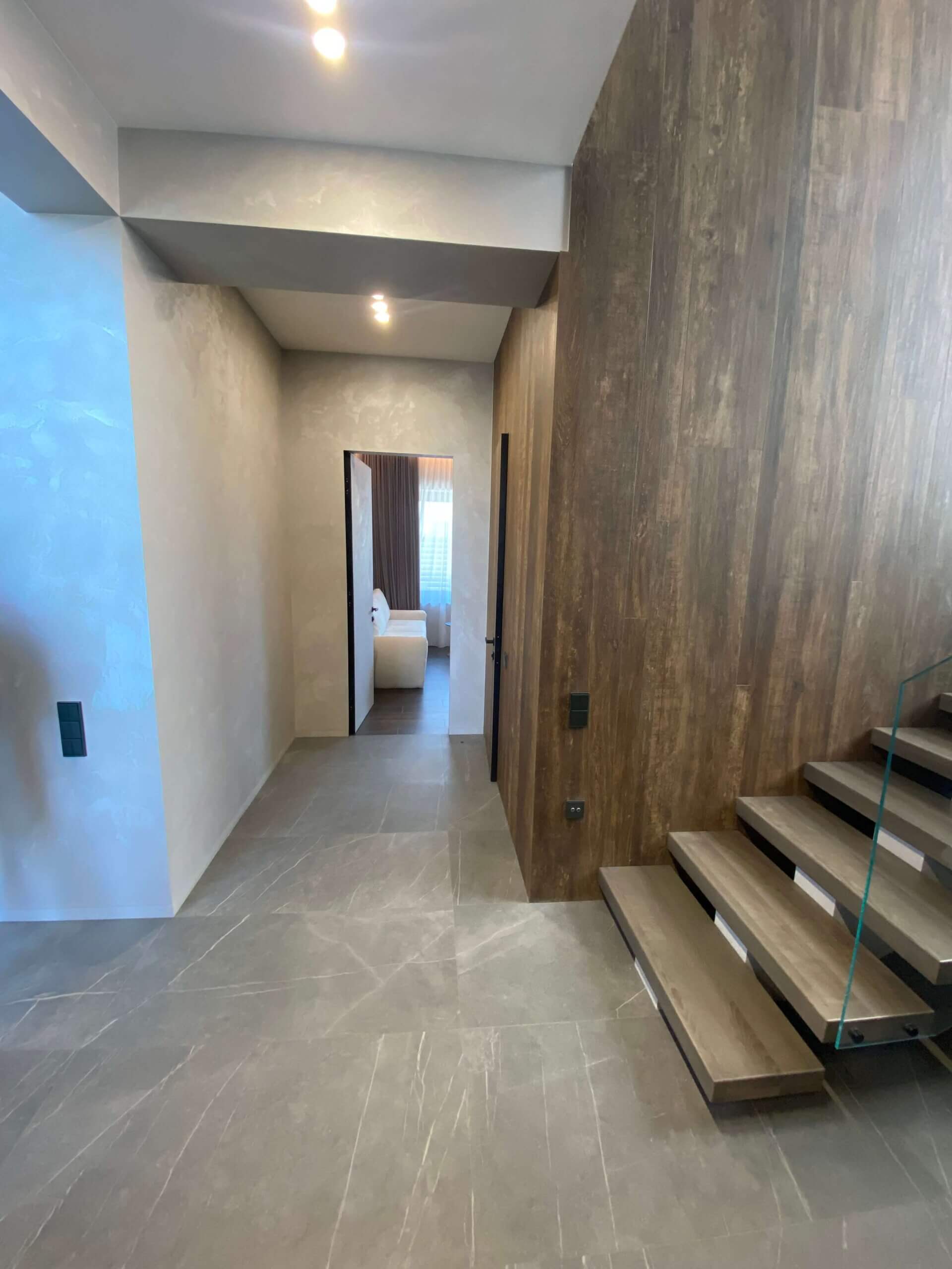 Будинок з авторським ремонтом, вул. Сонячна Будинок з авторським ремонтом, вул. Сонячна