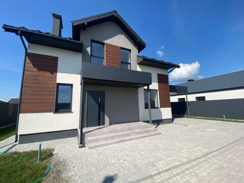 2-х поверховий будинок з ремонтом 190 кв.м., вул. Сунична